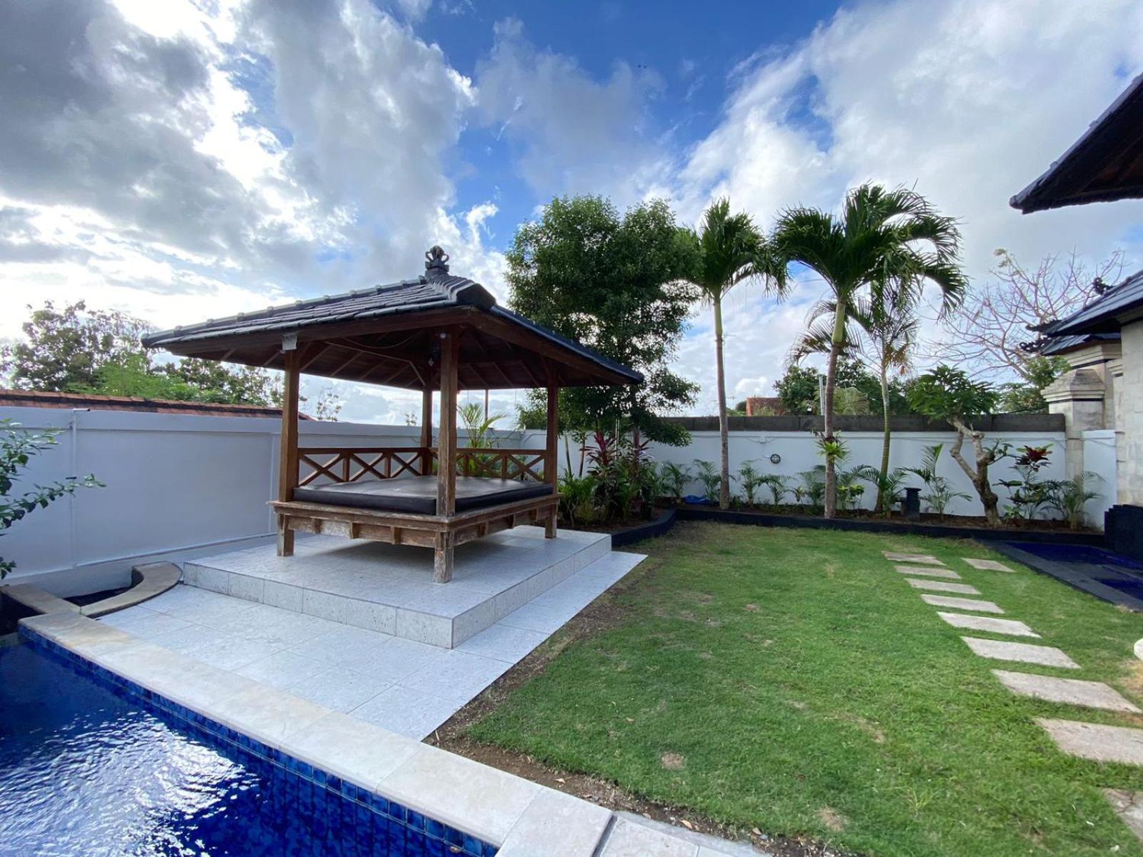 Villa Dikebun Ungasan  Exterior photo